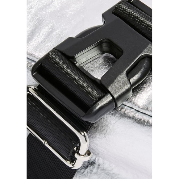 🎄NWT Last One! Top Shop Silver Warsaw Belt Bag - Picture 4 of 8